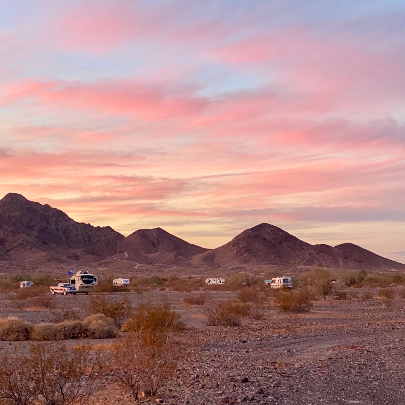 Desert Messenger, Quartzsite, AZ: Quartzsite, Arizona gets 